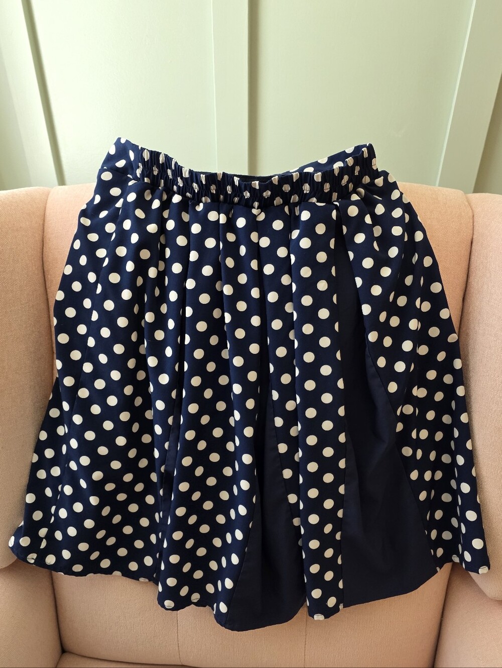 Modcloth Navy and White Polka Dot Pleated Midi Skirt Medium - Picture 6 of 7